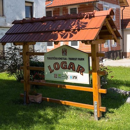 Turisticna Kmetija Logar Hotel Grahovo Luaran gambar